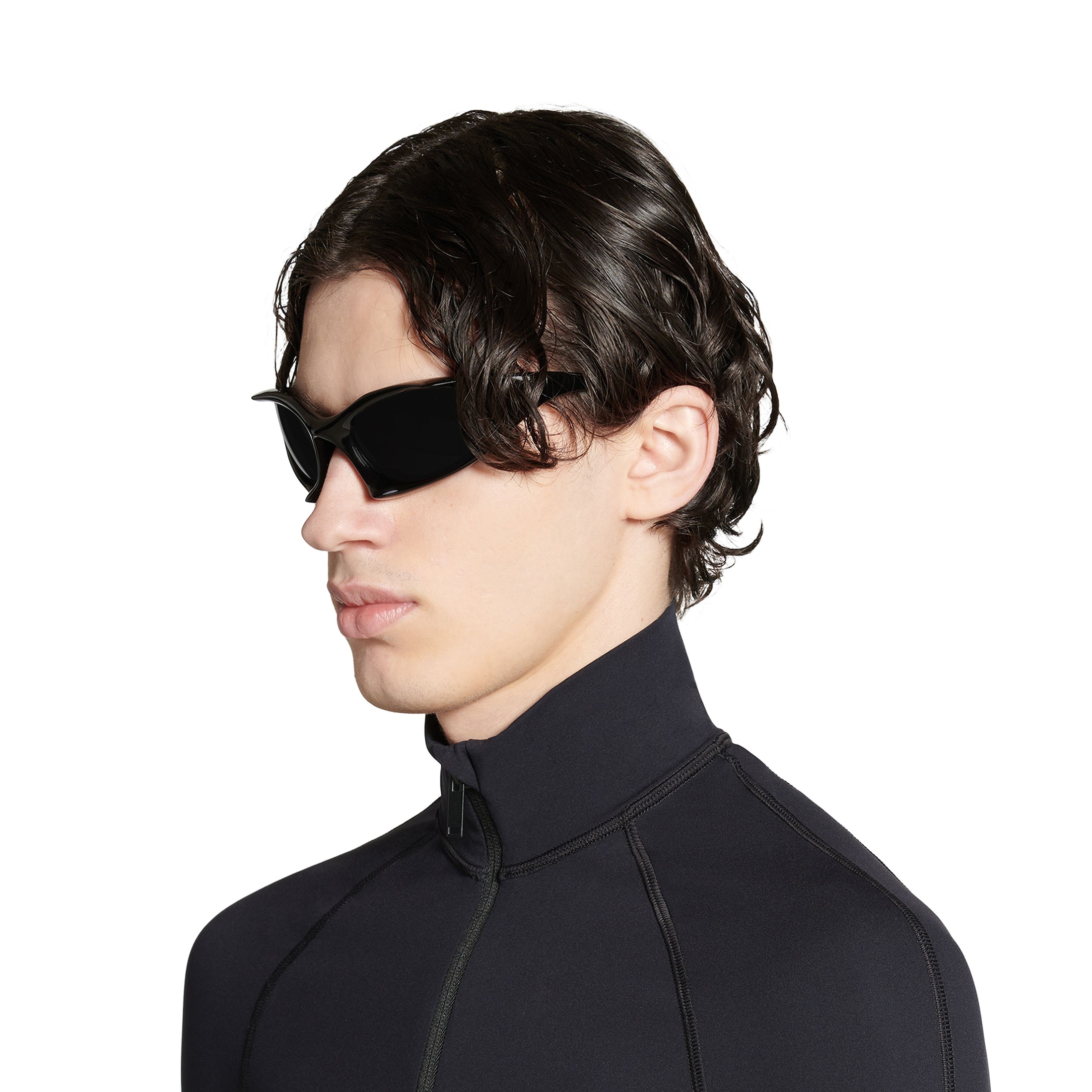 Runner Cat Sunglasses in Black - Image 6